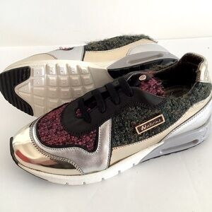 Naturino of Italy girls fashionable athletic shoe USA 2 EURO 33 NWB